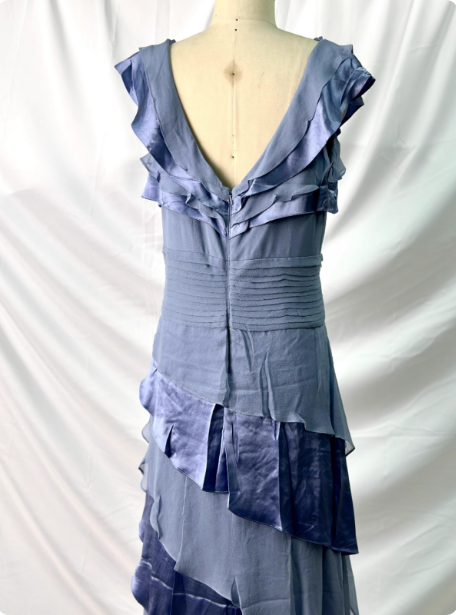 Elegant Layered Gradient Gray-Blue Slim-Fit V-Neck Ruffled Tiered Chiffon Long Prom Dress Evening Dress P4381
