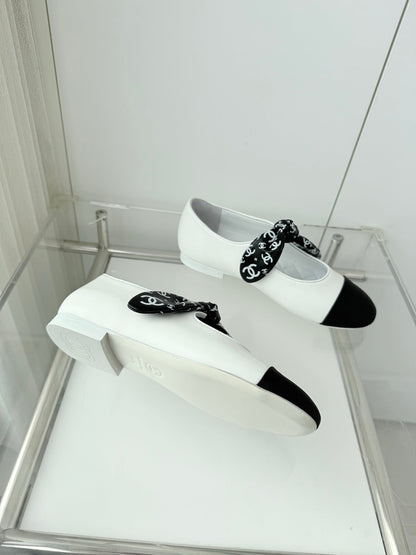 Chanel 26 Double C Heel Pump With Silk Ribbon White Lambskin 597334