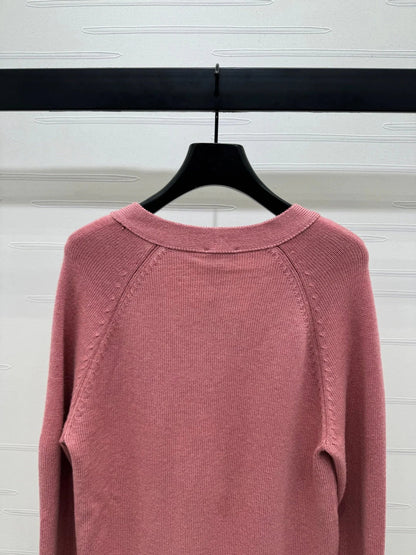 CHANEL HEAVY KNIT CARDIGAN WITH EMBELLISHED FLORAL DETAILS 274876