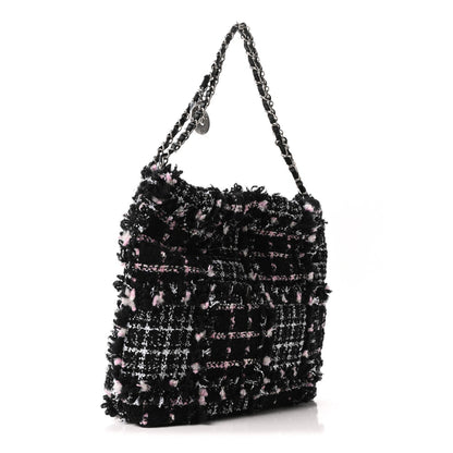 Tweed Patchwork Quilted Small Chanel 22 Black Pink White