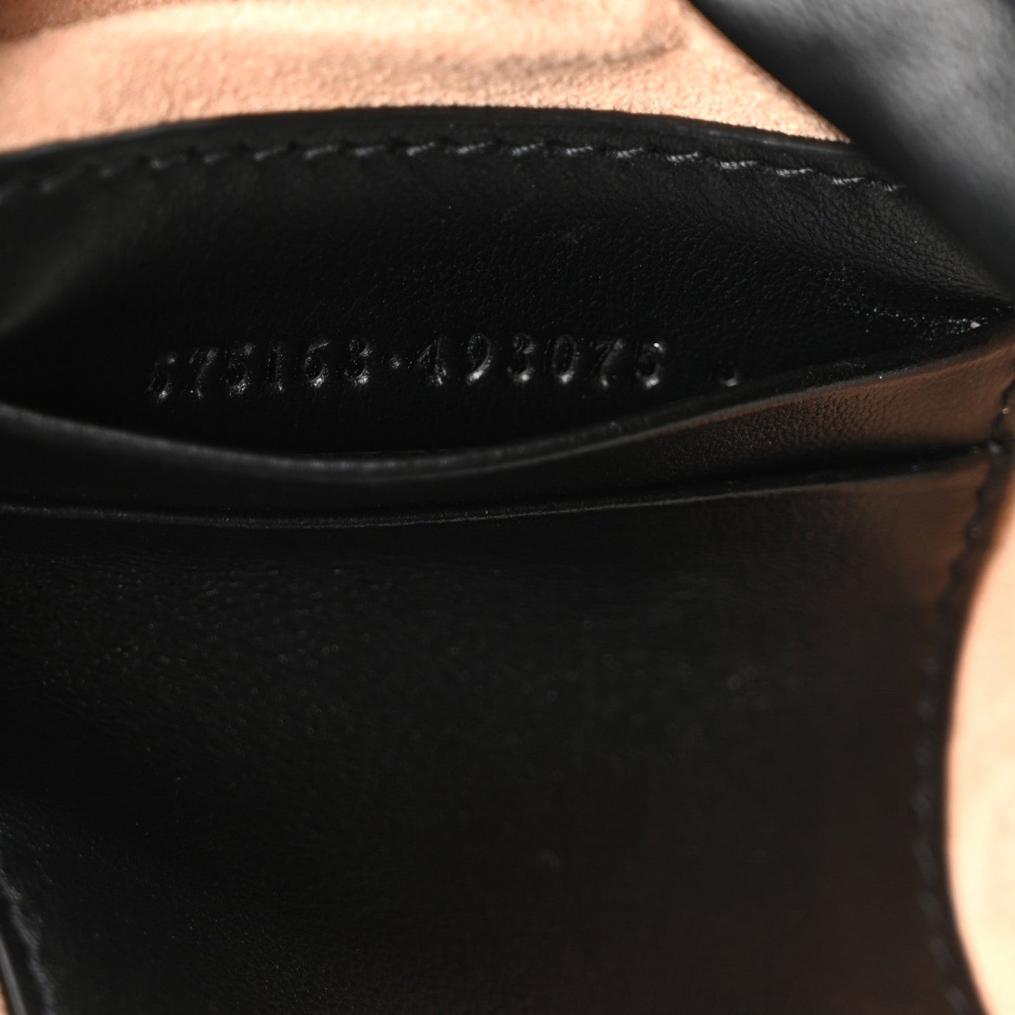 Calfskin Matelasse Mini GG Marmont 2.0 Bucket Bag Black