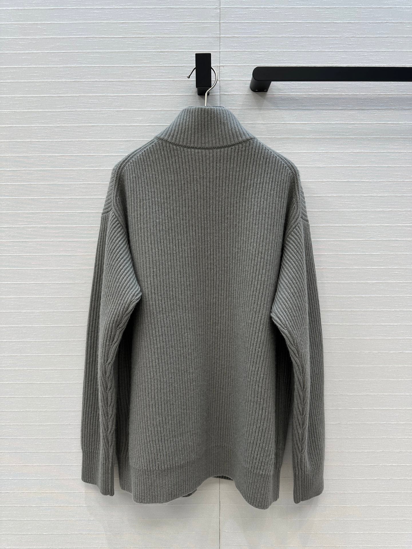 HM 25S Zipped Jacket H Leather Pockets in Gray Cashmere 305009