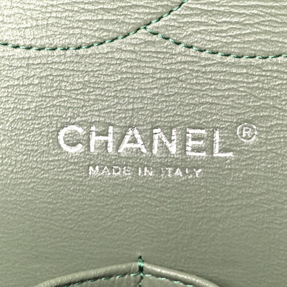 Caviar Chevron Quilted Jumbo Double Flap Green