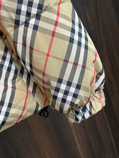 BURBERRY 25S REVERSIBLE DOWN JACKET 256