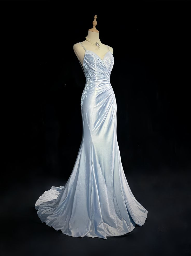 Glamorous Light Blue Embroidery Beaded Prom Dress Mermaid Sweetheart Spaghetti Strap Evening Gown TP5167