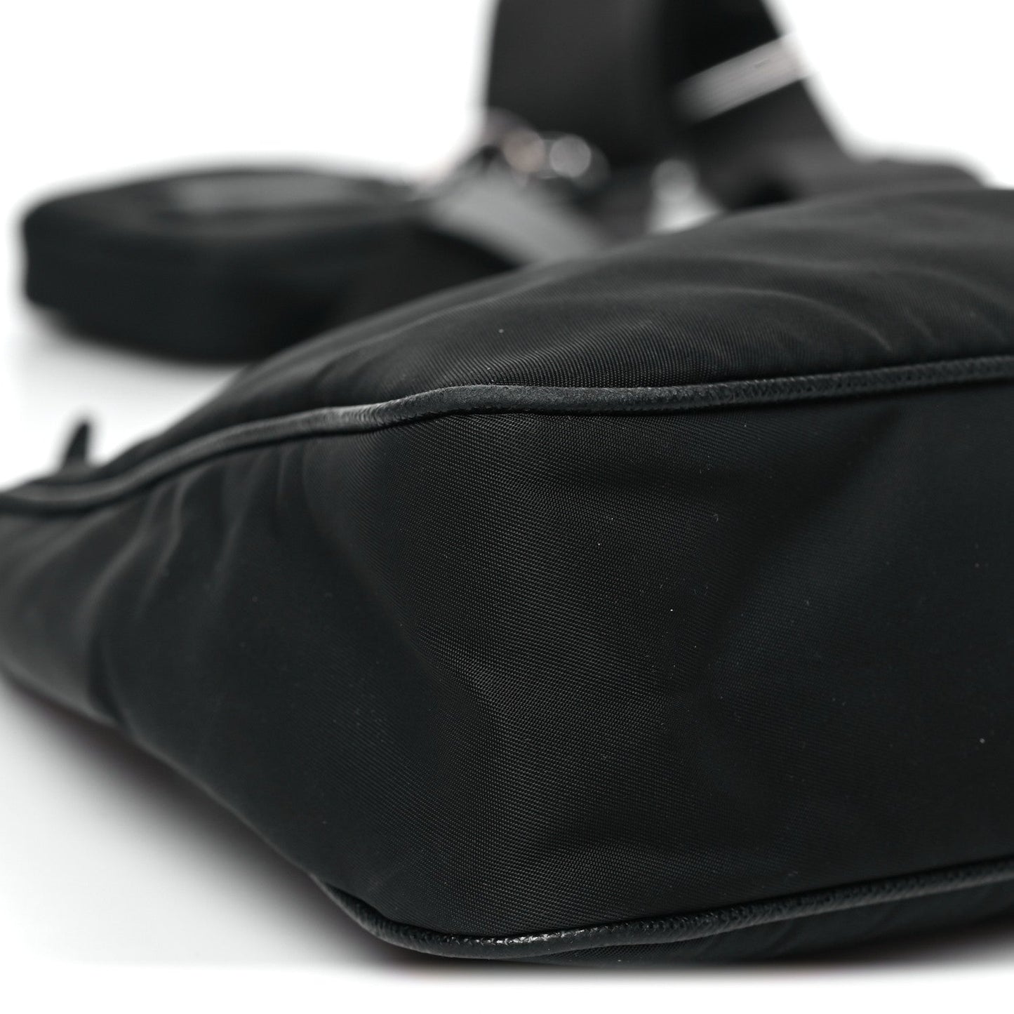 Re-Nylon Saffiano Re-Edition 2005 Shoulder Bag Black