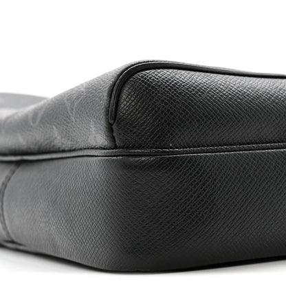 Taiga Monogram Eclipse Outdoor Messenger Black