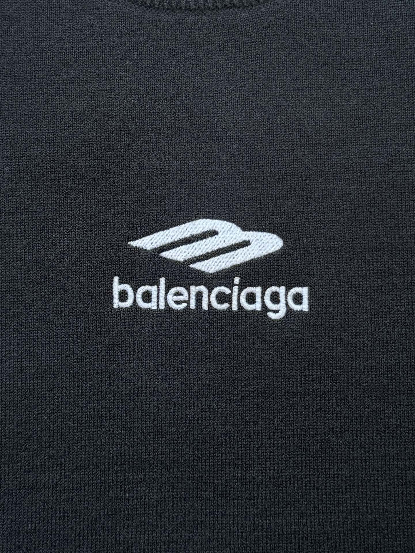 Maglione Balenciaga 25 in lana nera 0017