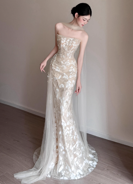 Elegant Champagne Mermaid Strapless Petal Tulle Long Prom Dress Evening Dress P4432