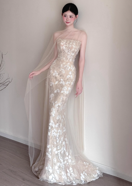 Elegant Champagne Mermaid Strapless Petal Tulle Long Prom Dress Evening Dress P4432