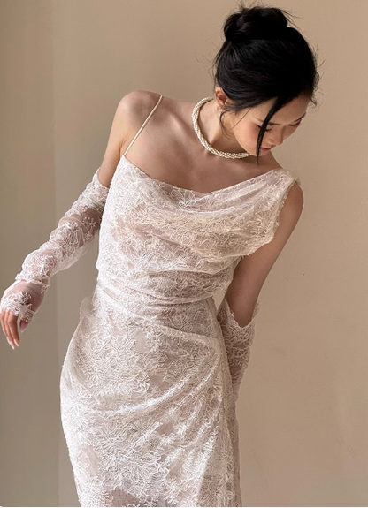 Elegant White Strappy Backless Lace Train Wedding Dress P4453