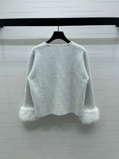 Chanel 2025 Fur-sleeved Crew Neck Cardigan Light Gray Polyester Wool 319594