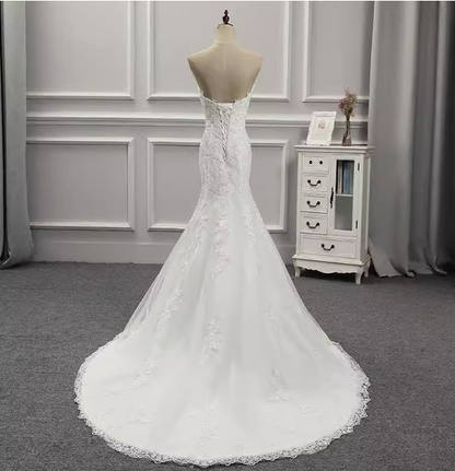 Elegant White Mermaid Sweetheart Neck Lace Train Wedding Dress P4467