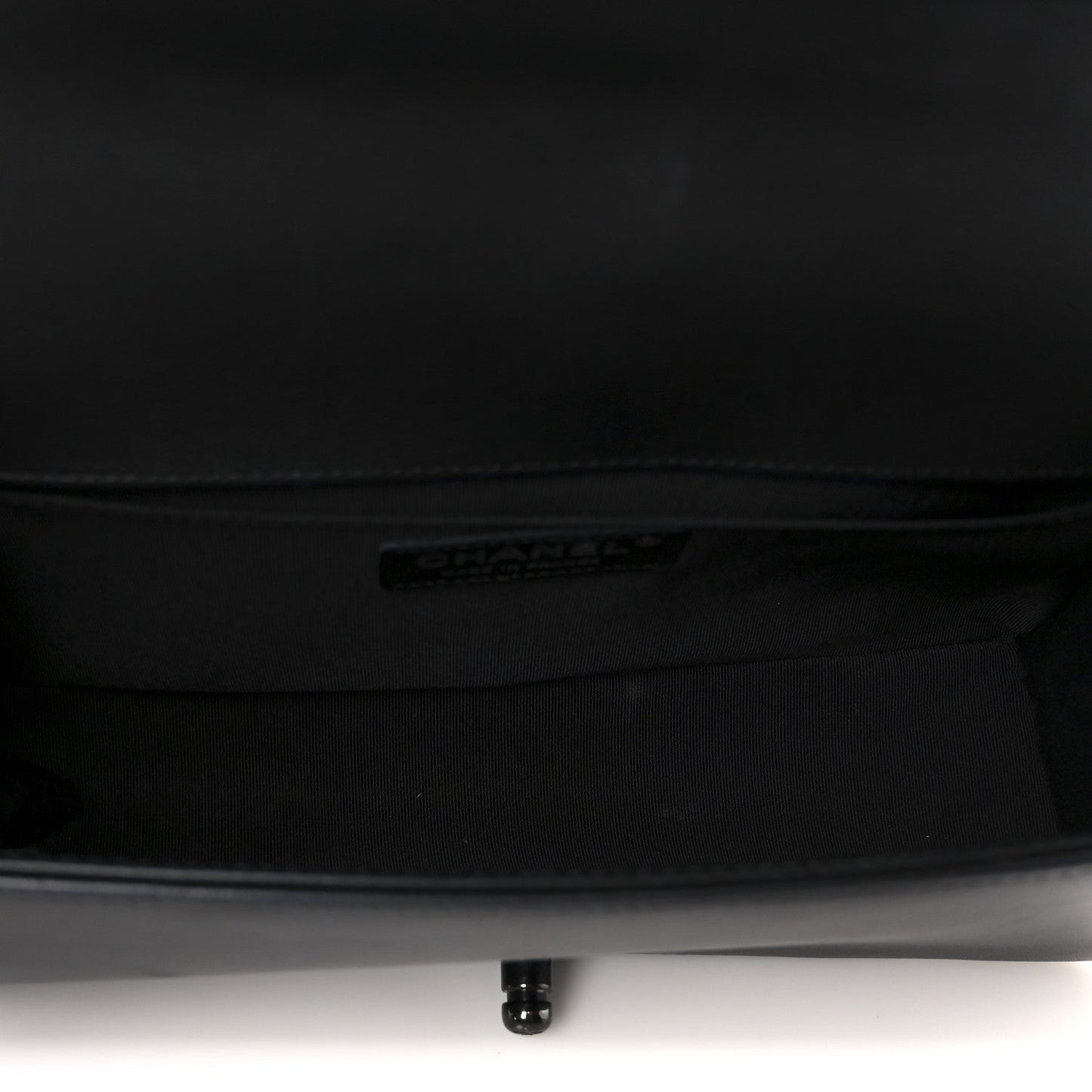 Calfskin Quilted Medium Boy Flap So Black