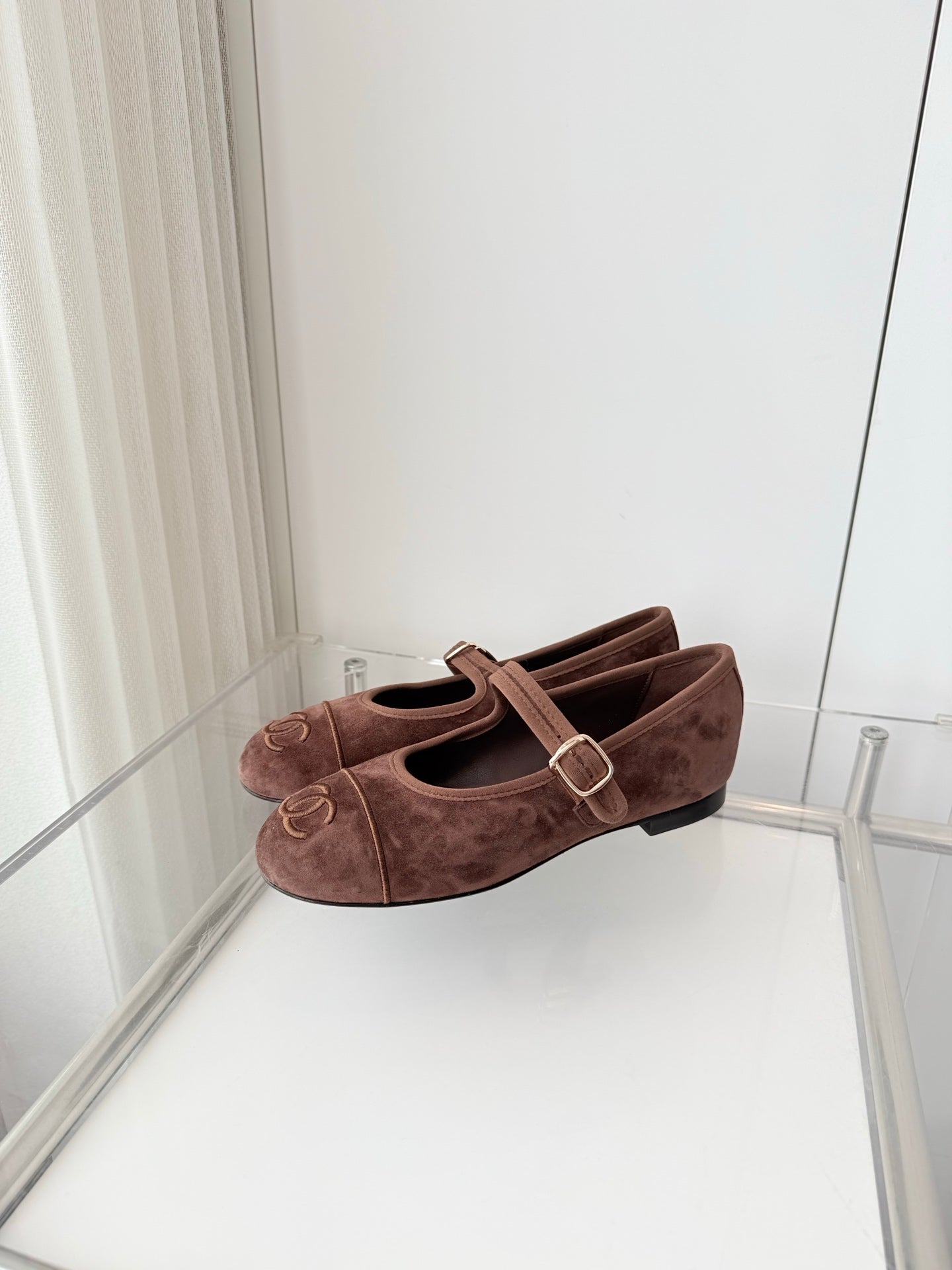 Chanel 26 Mary Jane Shoe Brown in Suede 597378