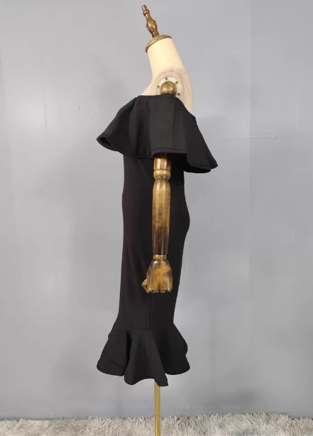 Elegant Black Mermaid Off-the-shoulder Ruffled Satin Prom Dress Evening Dress P4488