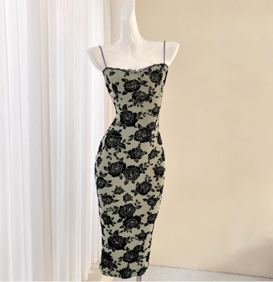 Vintage Dark Green Base Black Rose Printed Slim-fit Spaghetti Strap Satin Prom Dress Evening Dress P4494