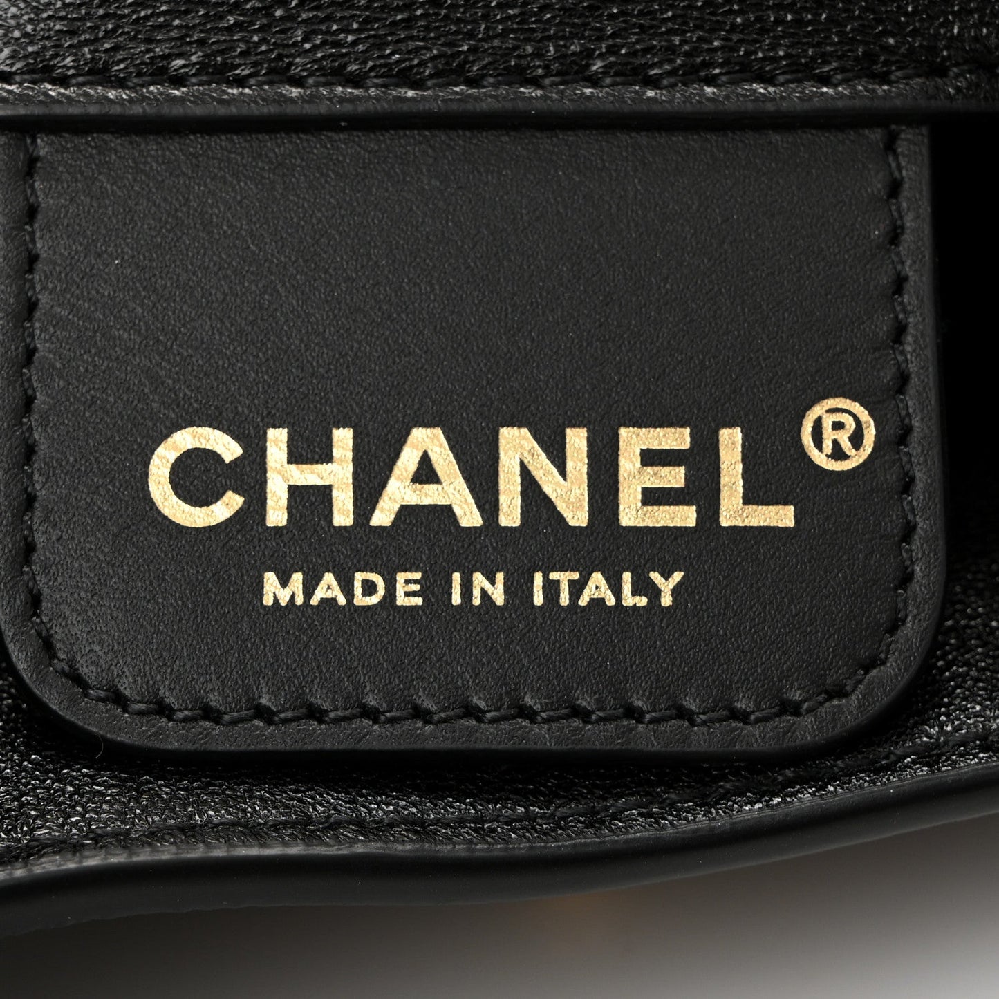 Shiny Lambskin Quilted Medium Hobo Black