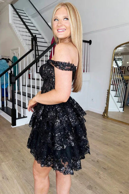 omberprom Short A-Line Graduation Dresses Sweetheart Tiered Homecoming Dress