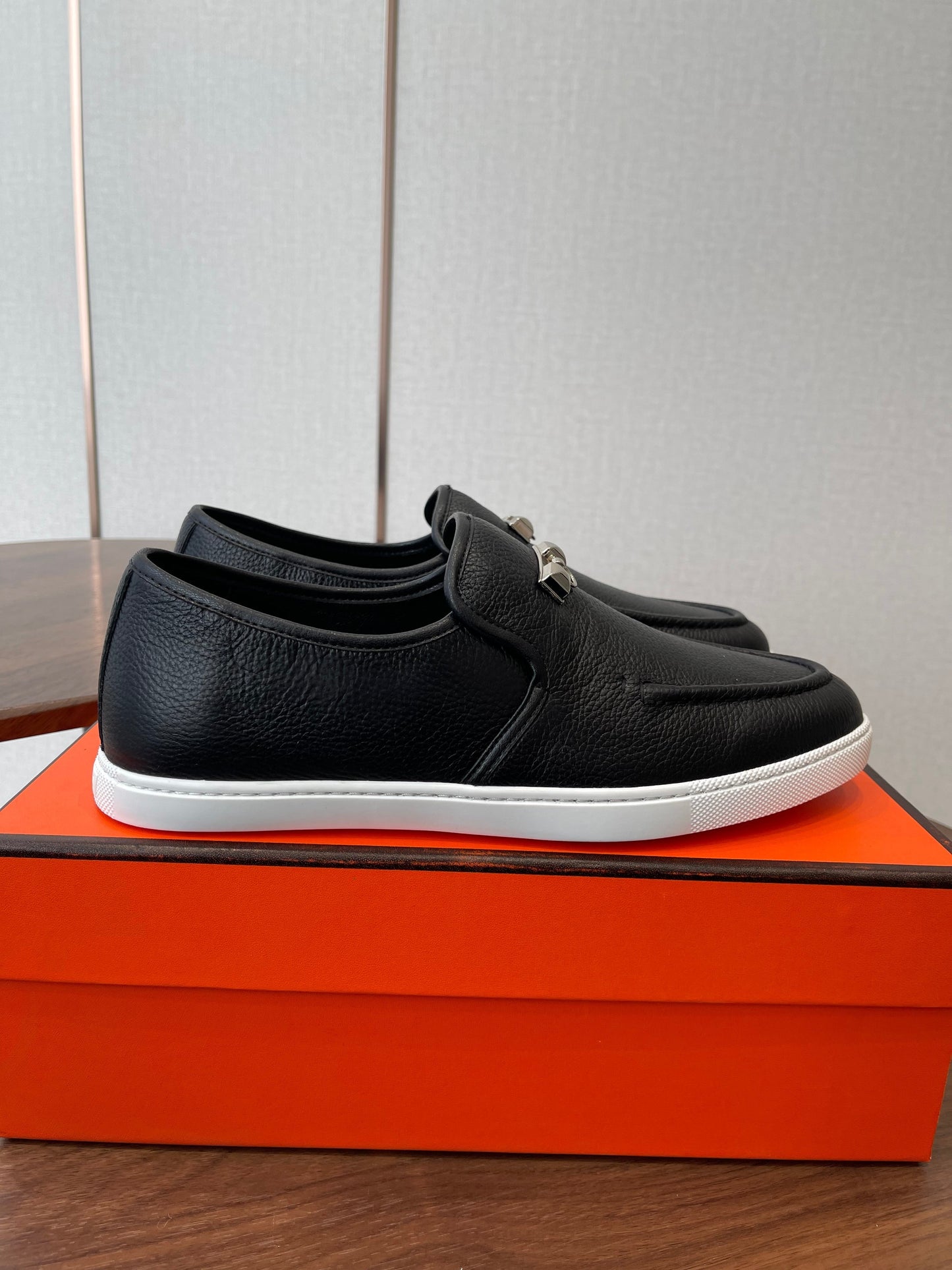 HM Jour Loafers Black Calfskin 579007