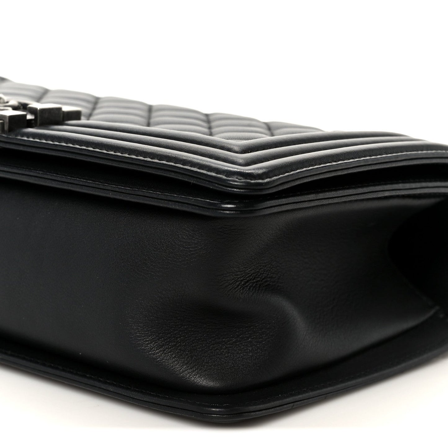 Lambskin Quilted Medium Boy Flap Black