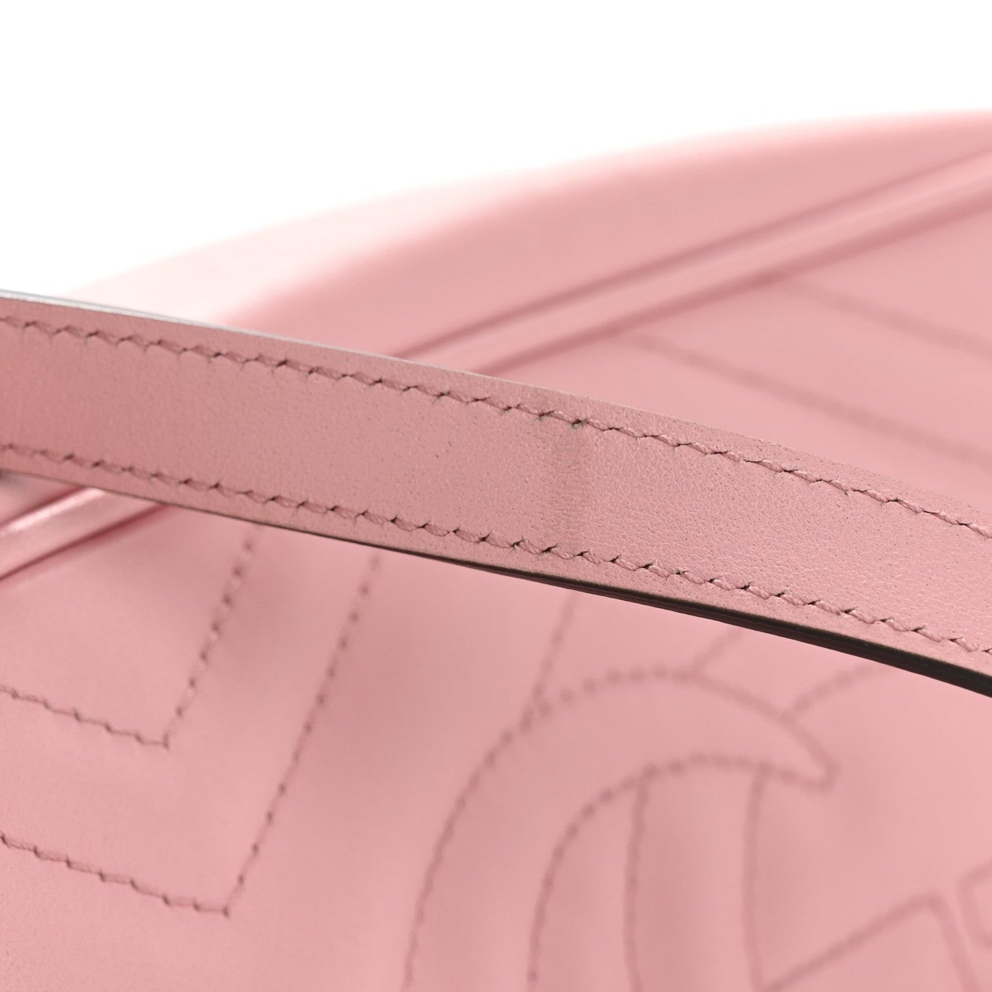 Calfskin Matelasse Small GG Marmont Chain Shoulder Bag Wild Rose