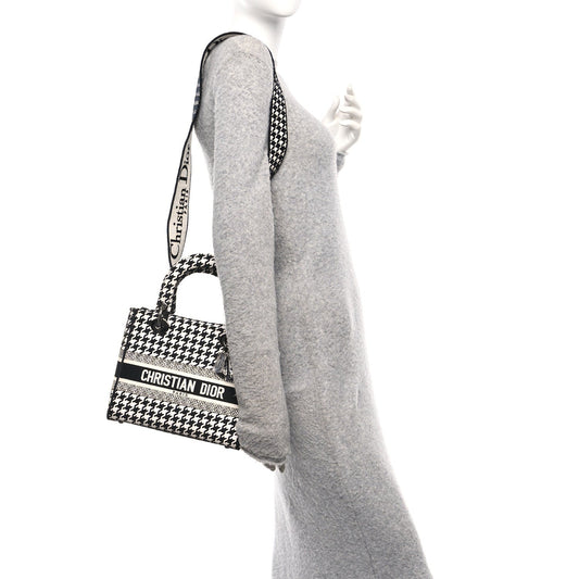 Canvas Houndstooth Embroidered Medium Lady D-Lite Black White