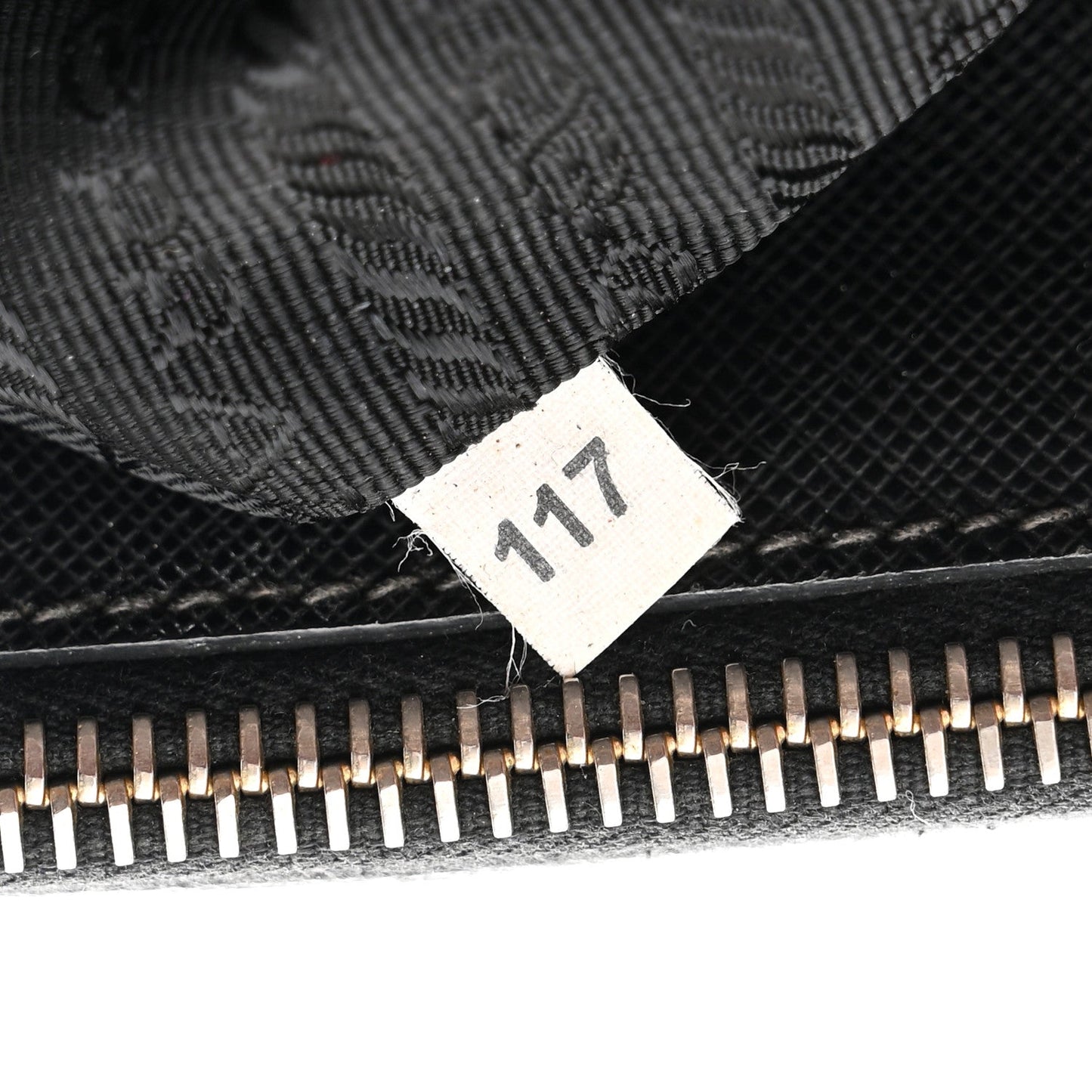Saffiano Medium Galleria Double Zip Tote Black