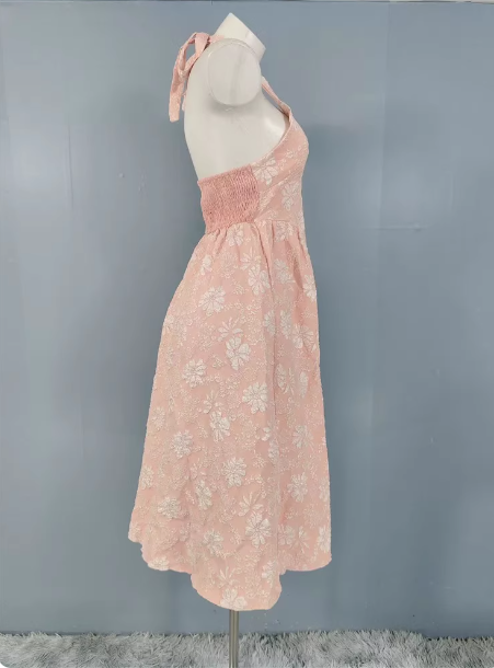 Sweet Pink A-line Halter V-neck Jacquard Prom Dress P4503