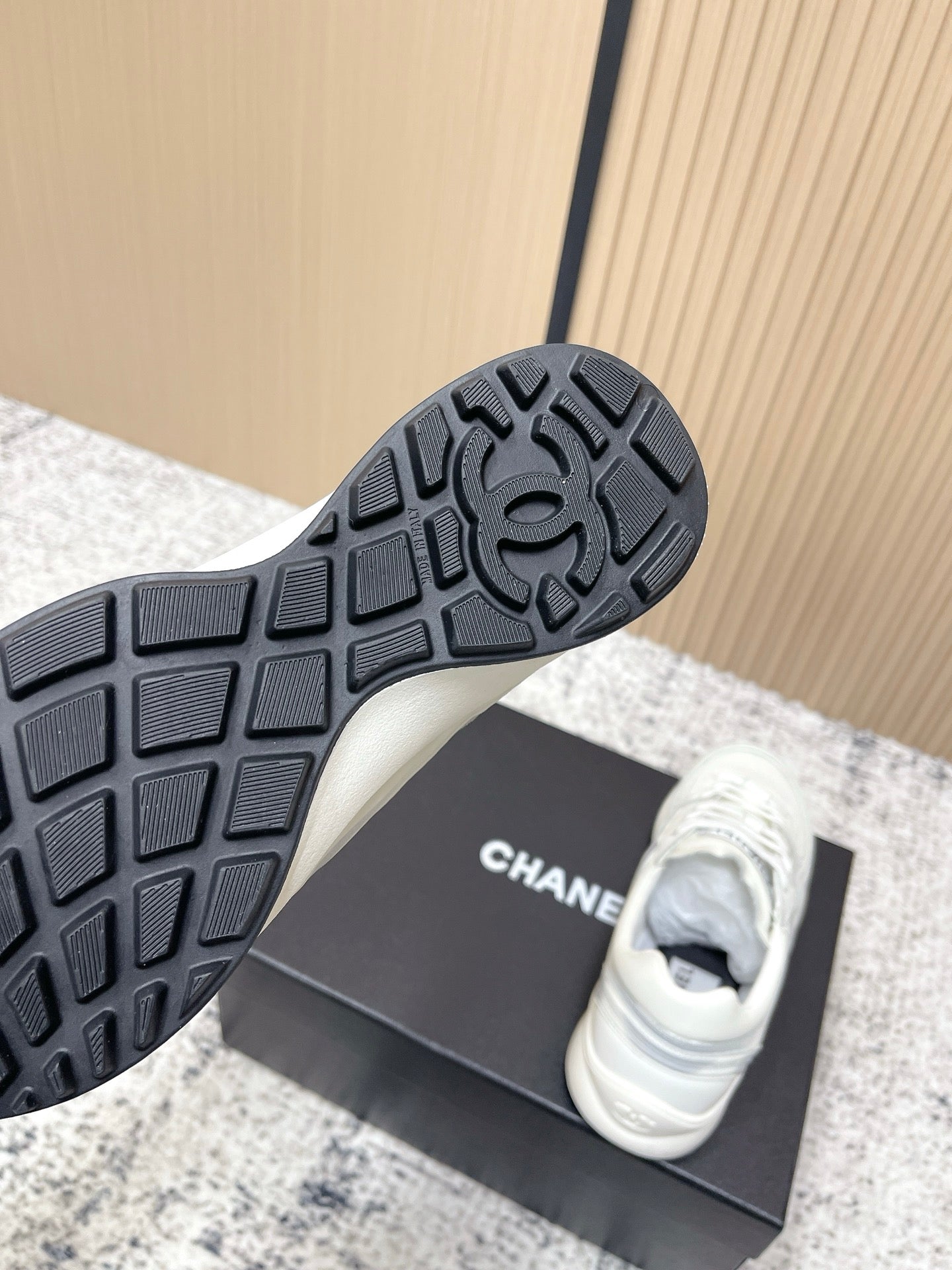 Chanel 26SS New Casual White Sneakers in Cowhide with Mesh Cloth 591414