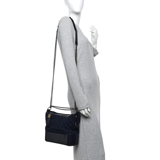 Tweed Calfskin Quilted Medium Gabrielle Hobo Black Blue