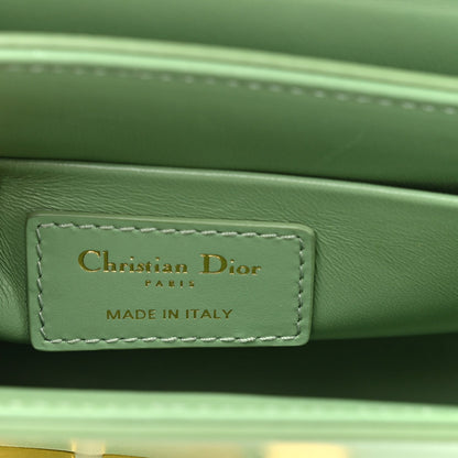 Box Calfskin 30 Montaigne Box Bag Mint Green