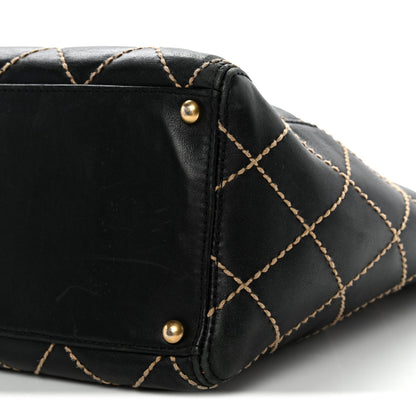Calfskin Contrast Stitch Surpique Tote Black