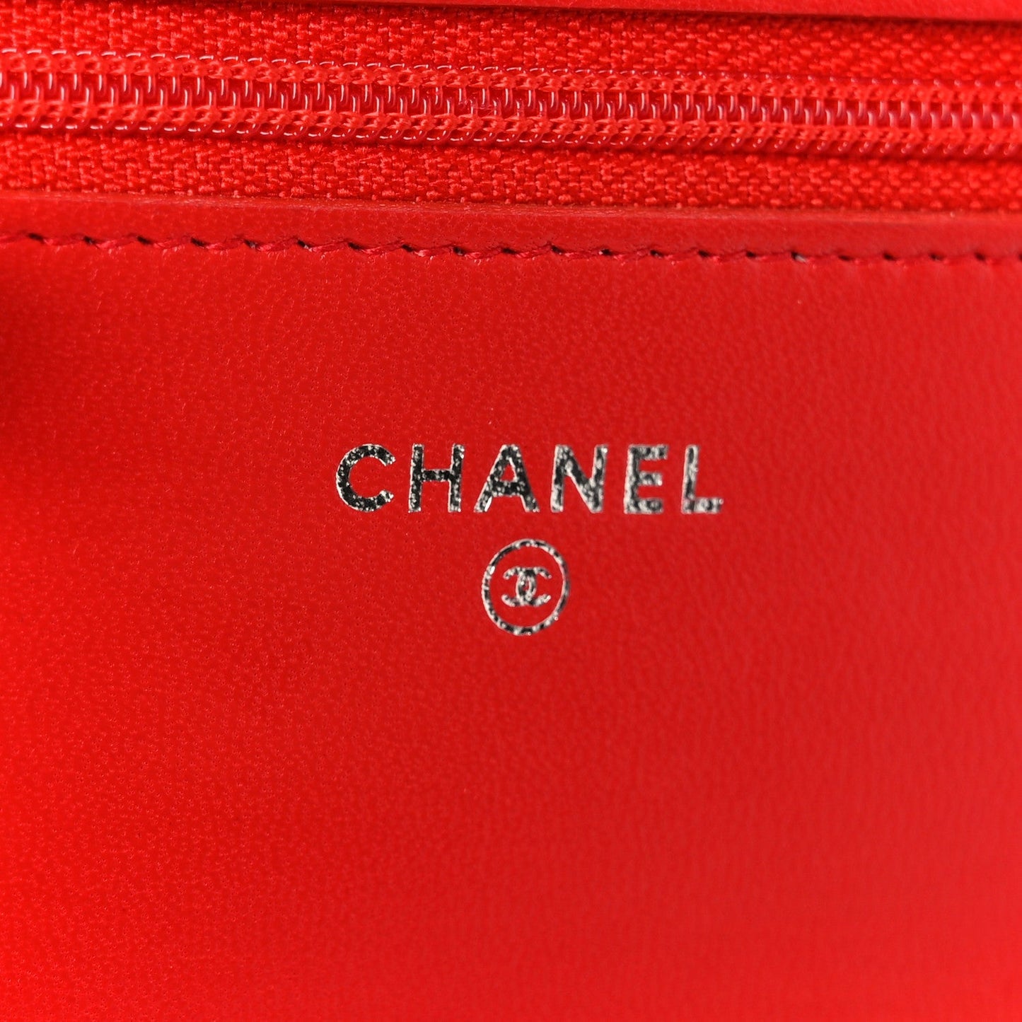 Lambskin Quilted Wallet On Chain WOC Red