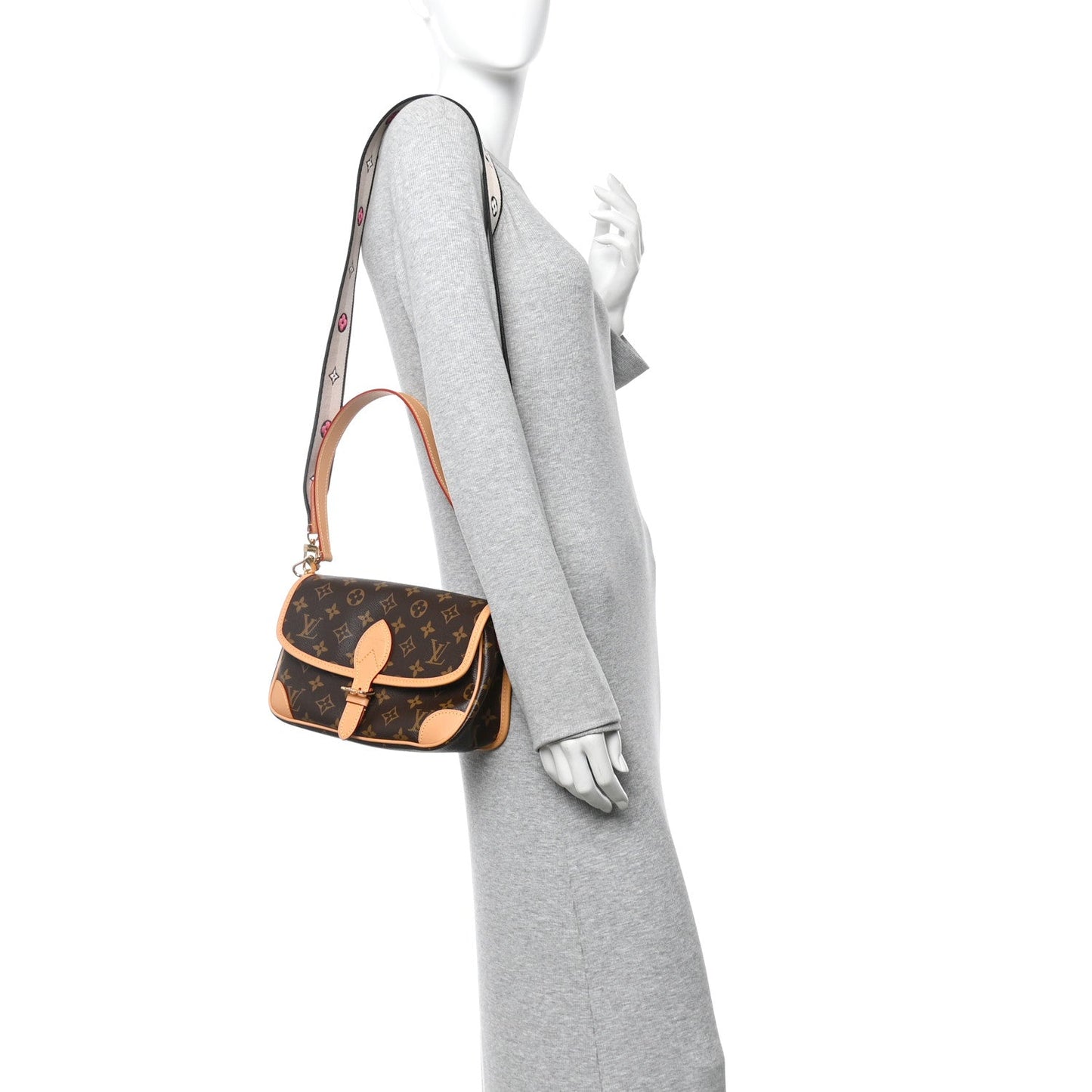 Monogram Diane Black
