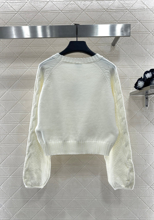 CC 26 Crew Neck Raglan Pullover Sweater White Wool 331351