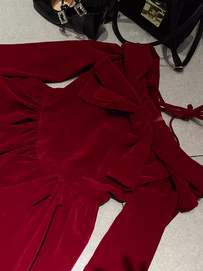 Cute Ball Gown Long Sleeves Velvet Red Short Cocktail Dresses Birthday Outfits