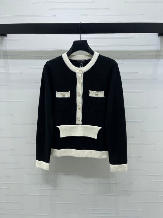 CC 25F Round-Neck Knitted Long-Sleeved Cardigan Black Wool