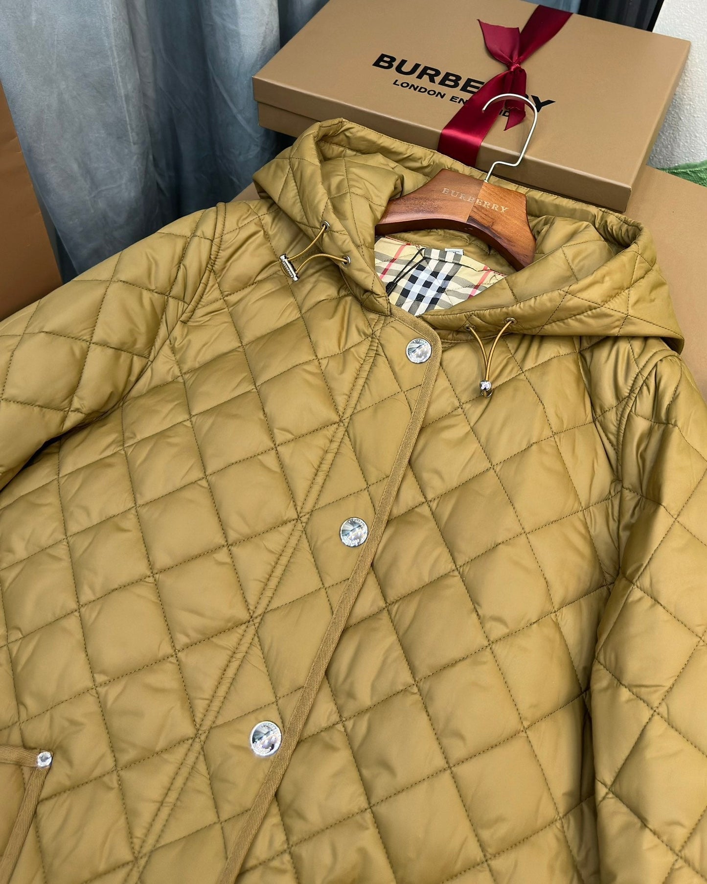 Burberry 25 Quilted Hooded Long Coat Yellow Polyester Cotton