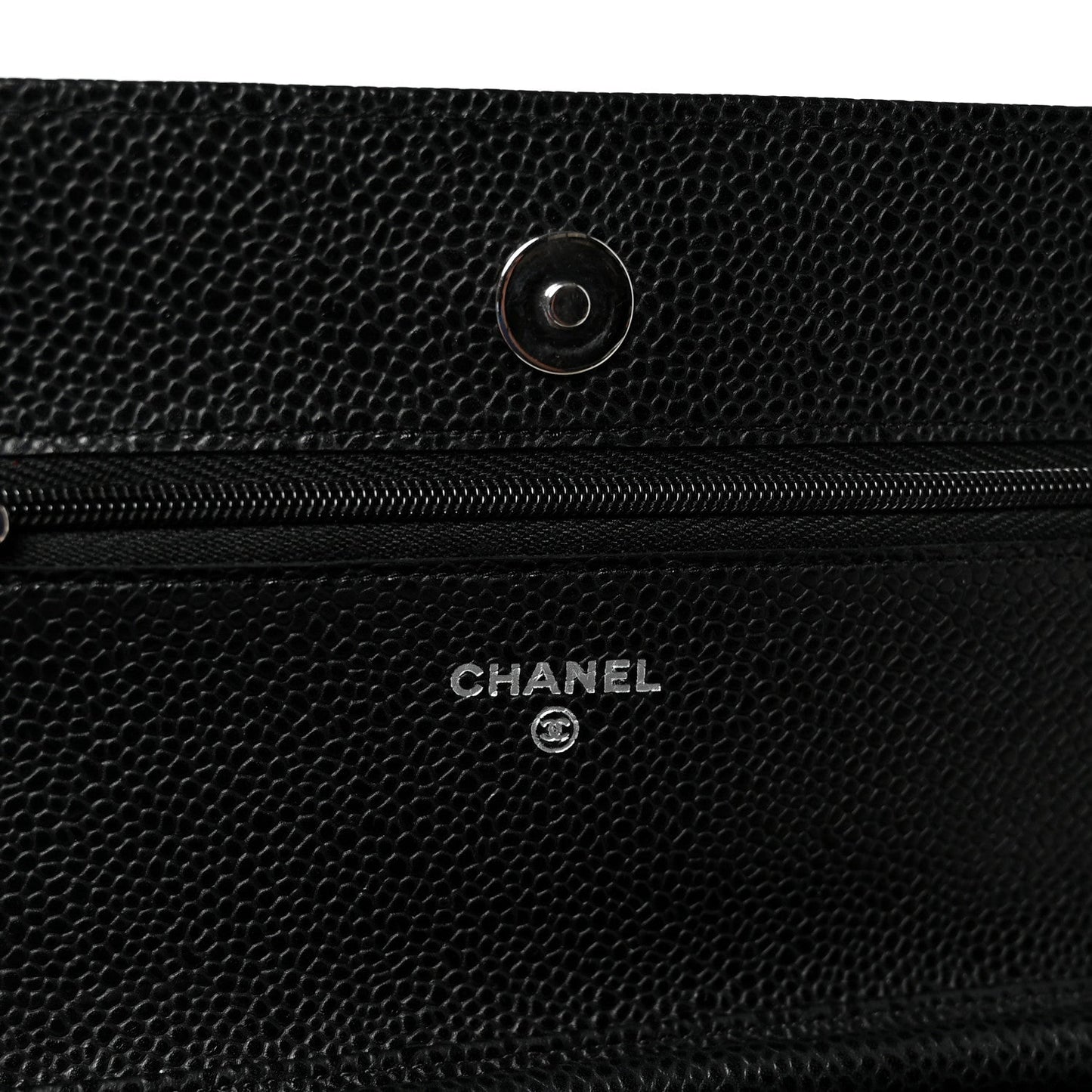Caviar Quilted Wallet on Chain WOC Black