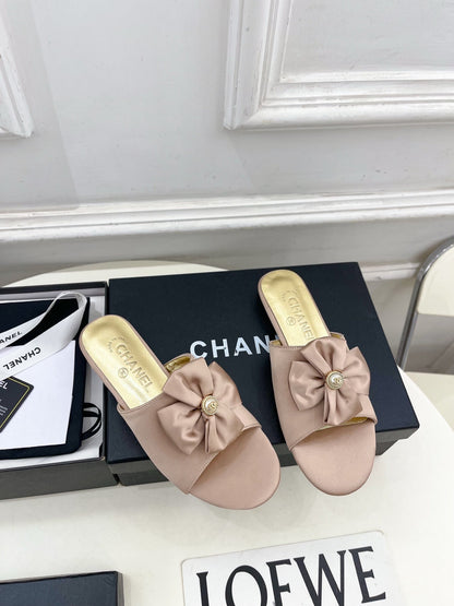 CC 26s Bow Slippers Dusty Rose Satin Sheepskin 586898