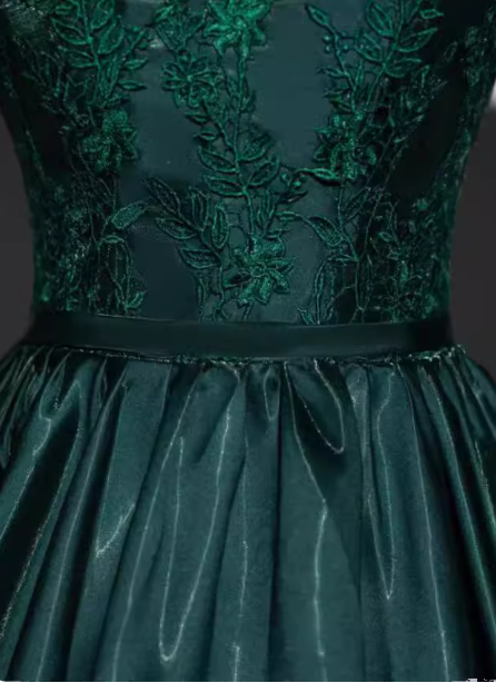Vintage Royal Emerald Green Crew Neck A-line Embroidered Satin Long Prom Dress Evening Dress P4601