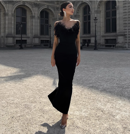 Elegant Black Strapless Feather Satin Bodycon Long Prom Dress Evening Dress P4615