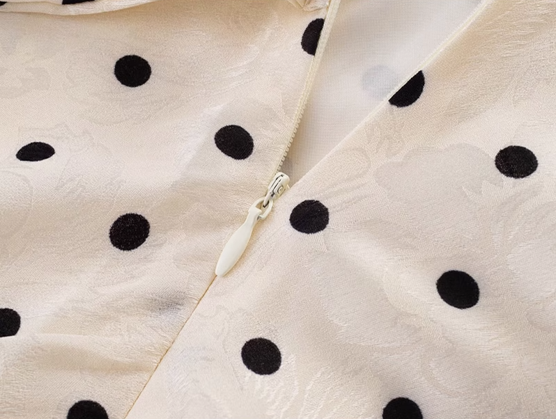 2025 Summer New French Gentle Style Polka Dot Puff Sleeves Ruffled V-Neck Dress R0912
