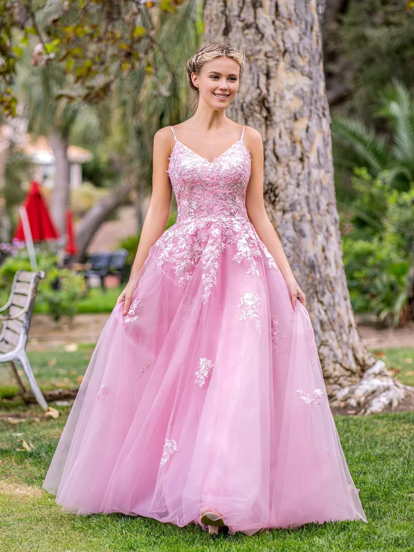 omberprom Fashion Deep V-Neck Applique Lace Floor Length Tulle Prom Dress