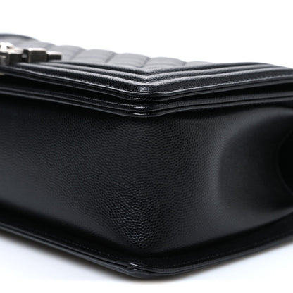 Caviar Quilted Medium Boy Flap Black