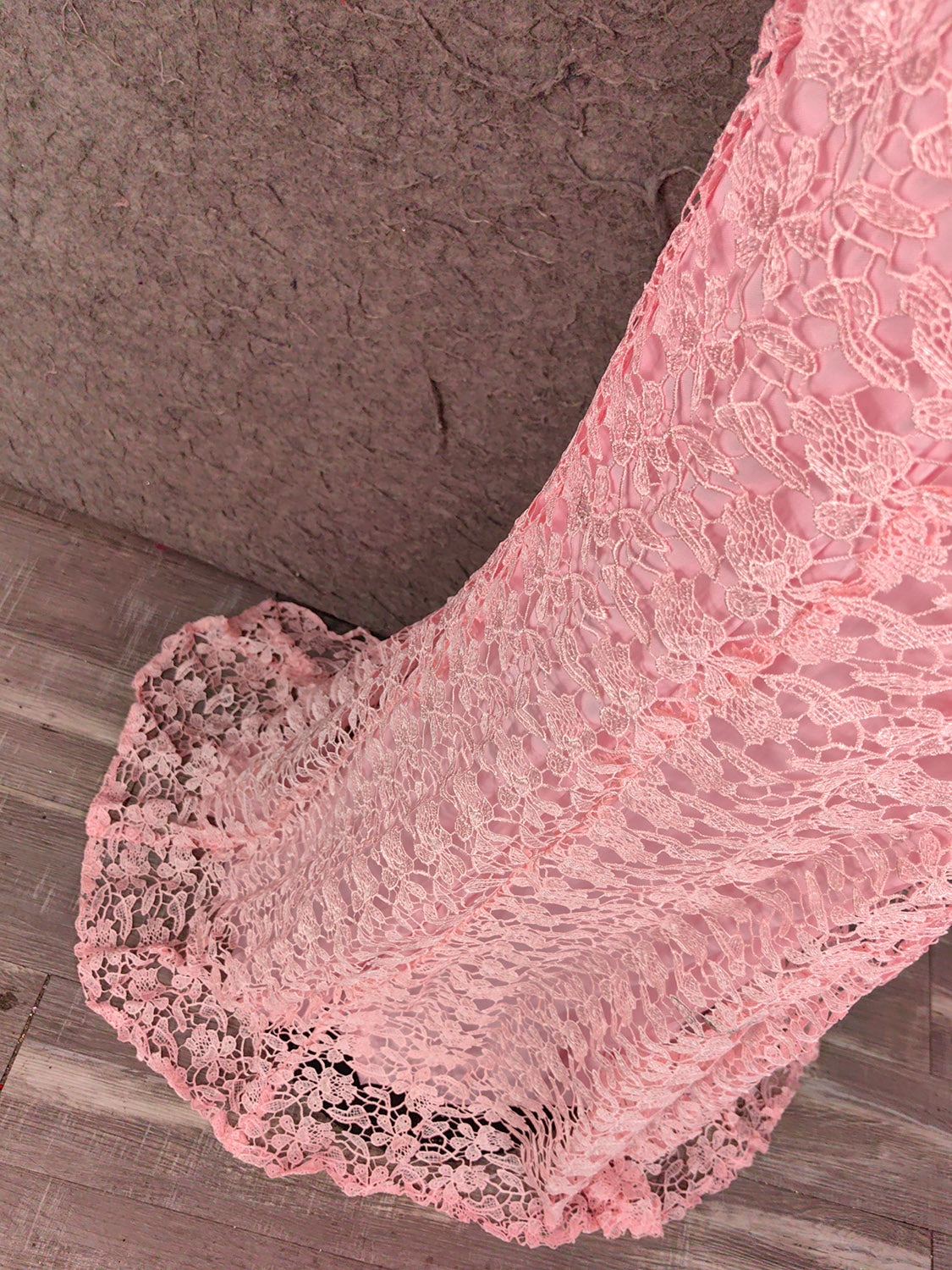 Elegant Pink Mermaid Short Sleeve Crew Neck Cutout Lace Long Prom Dress Evening Dress P4649
