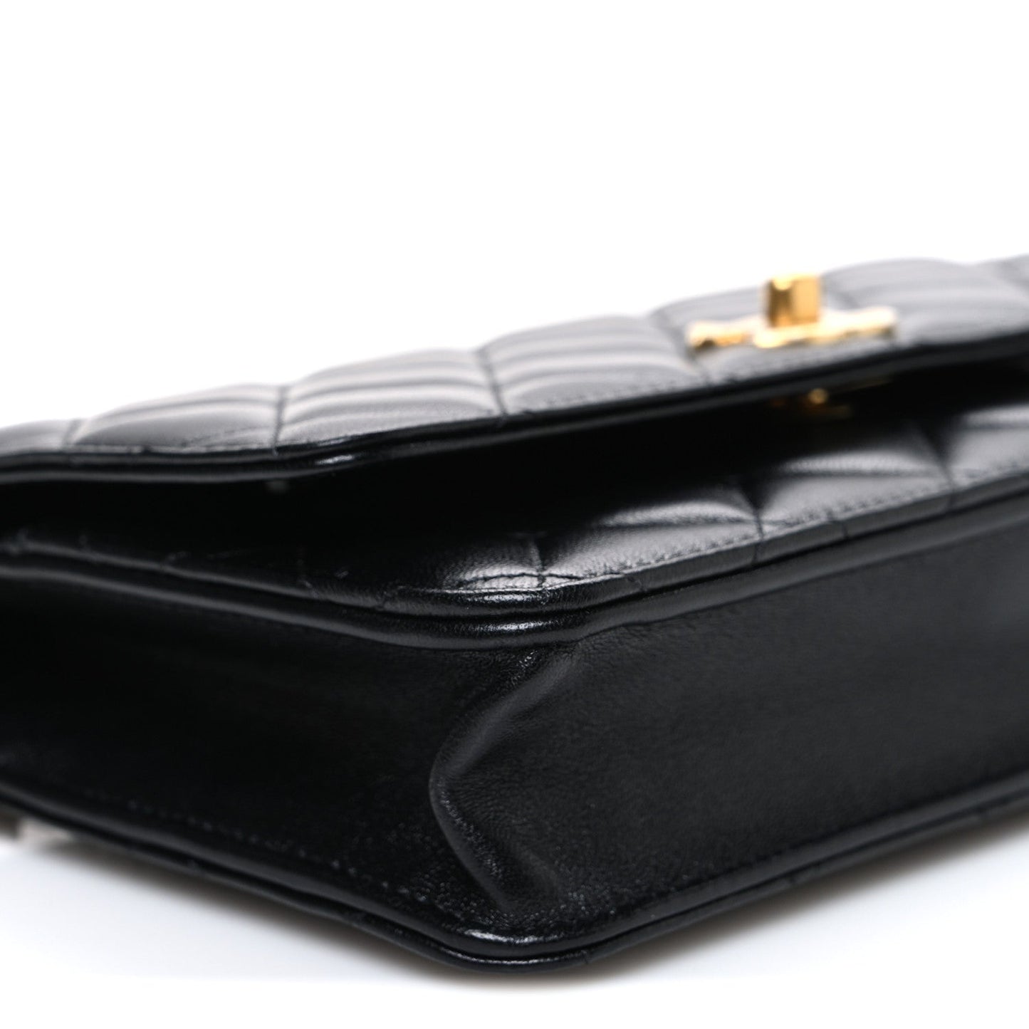 Lambskin Quilted CC Pearl Crush Wallet on Chain WOC Black
