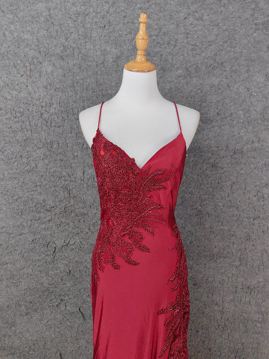 Classic Burgundy Mermaid Spaghetti Strap V-Neck Embroidered Satin Long Prom Dress Evening Dress P4652