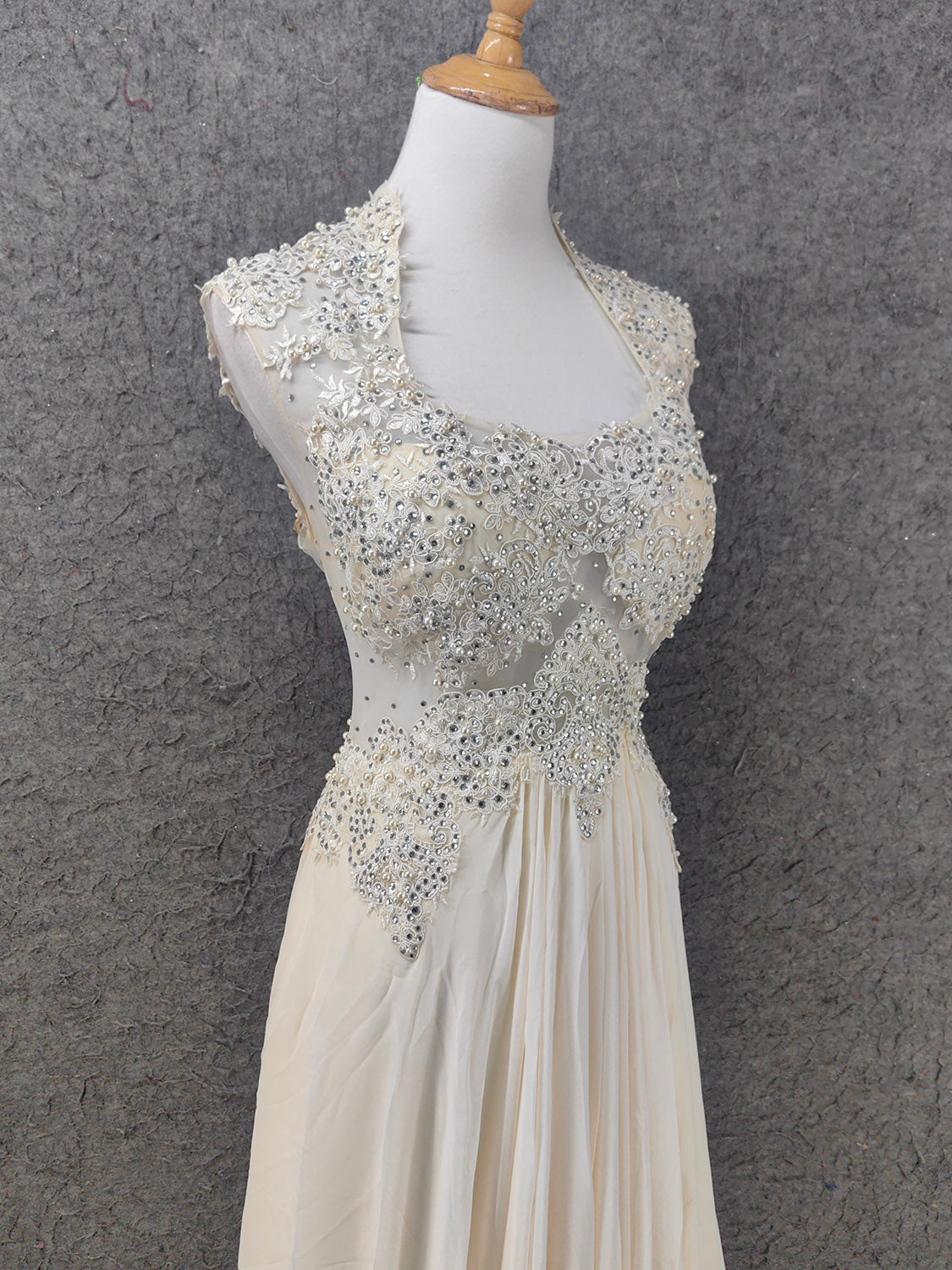 Elegant Ivory Cap-Sleeve Pearl Lace Chiffon Long Prom Dress Evening Dress P4657